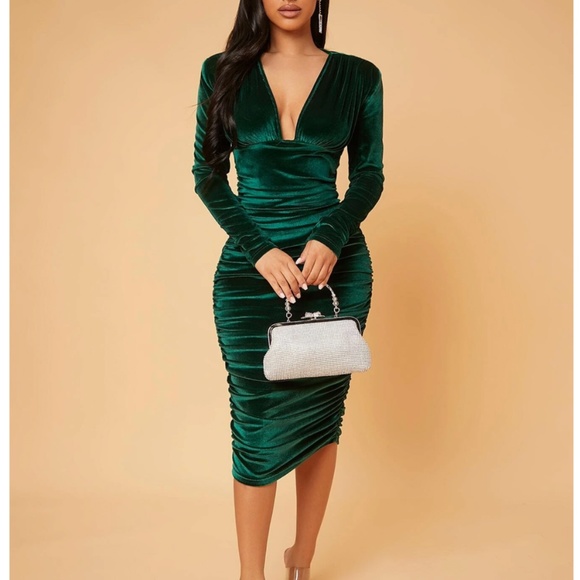 Rouge! Dresses & Skirts - Deep V Neck Ruched Velvet Green Long Sleeve Midi Dress